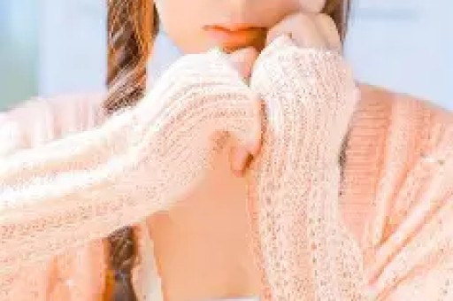 百万粉丝女网红晒捐款1047万截图并回应：两位粉丝捐出1千万个人捐了47万